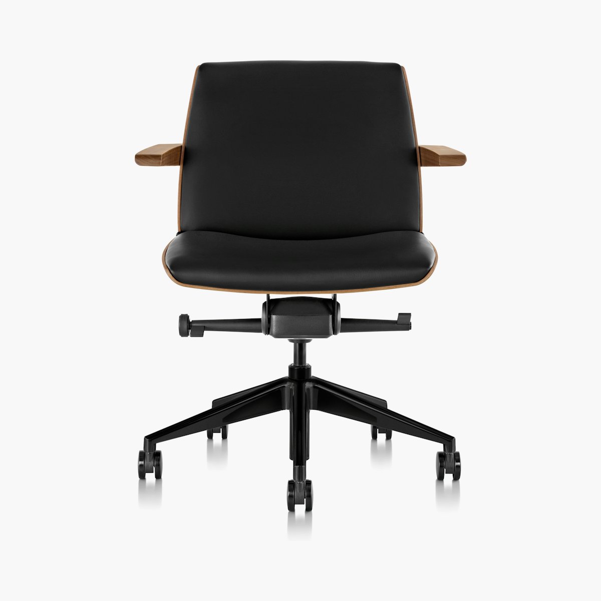 Clamshell Low Back Task Chair